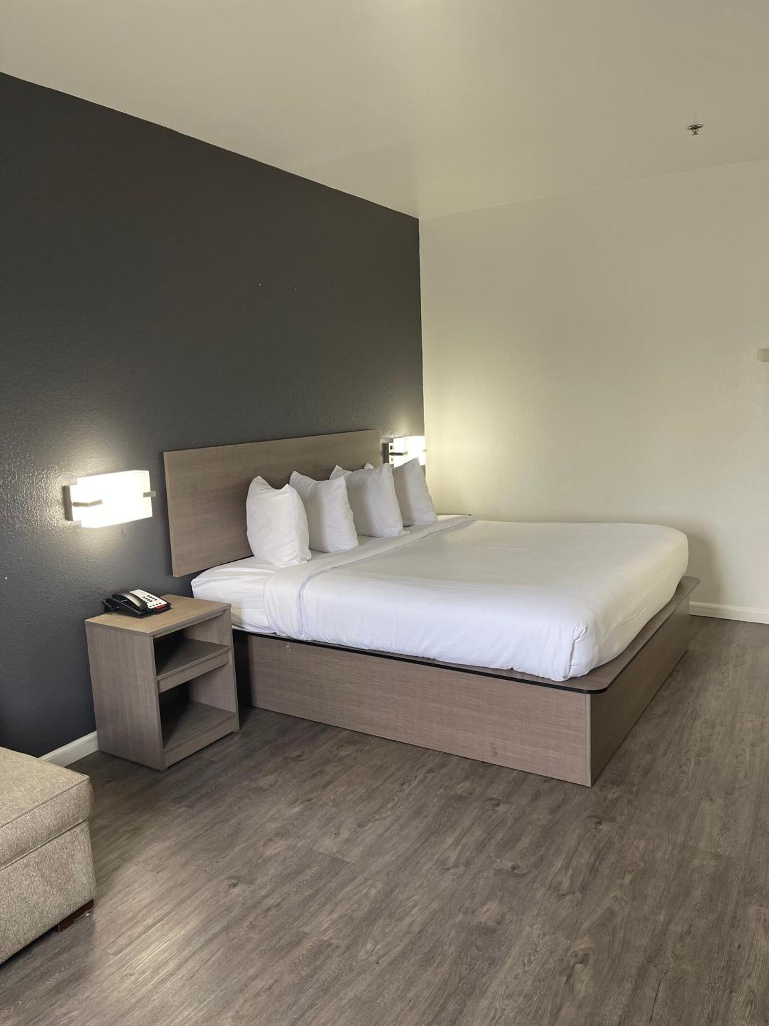 Americas Best Value Inn דונלדסונוויל מראה חיצוני תמונה
